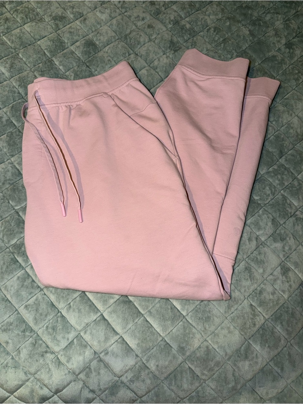 Light Pink Lululemon Jogger Sweatpants - size L